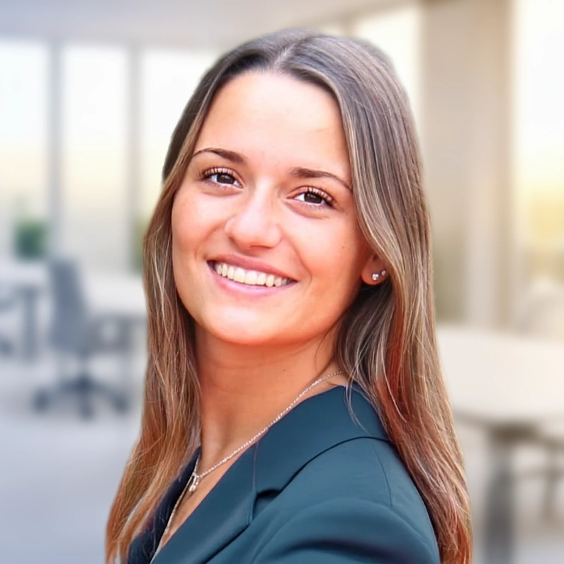 Profilbild Jasmin Walser, Junge Frau mit braunen, langen Haaren.